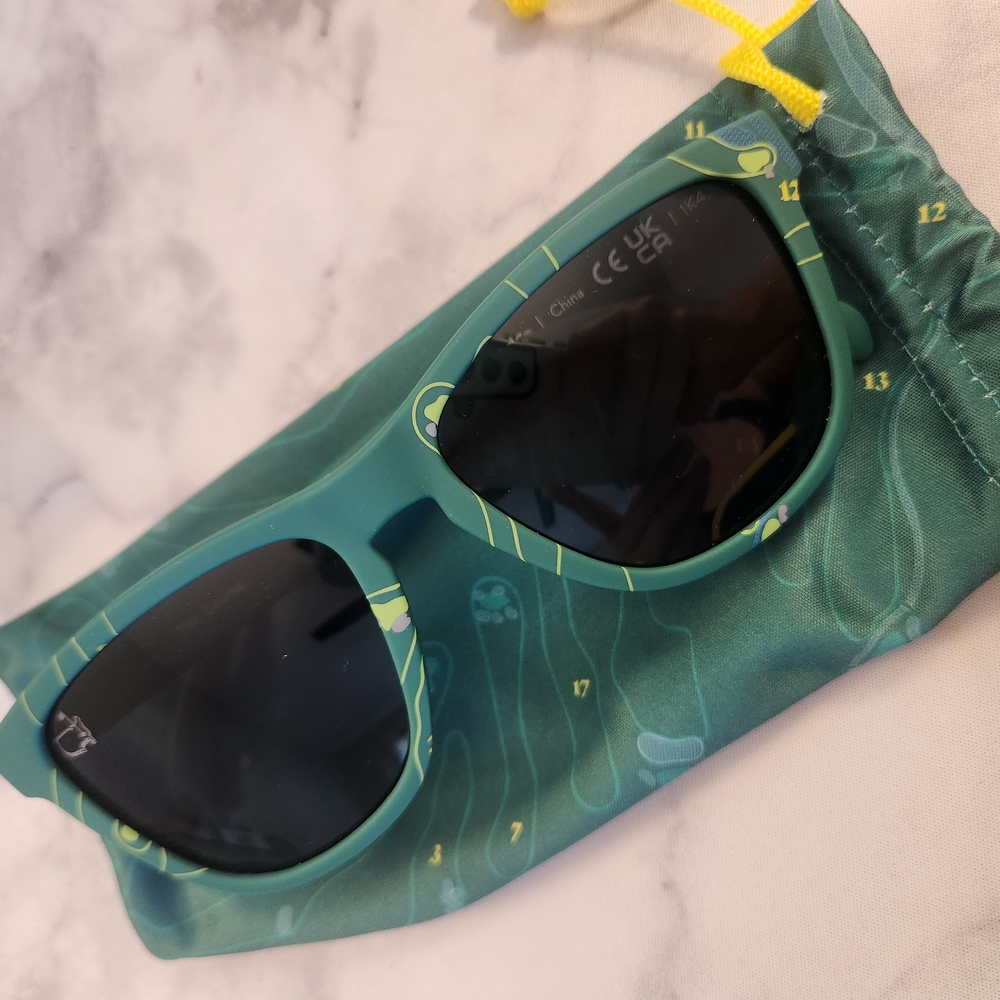 2025 Masters Golf Goodr Green Polarized Sunglasses with Case